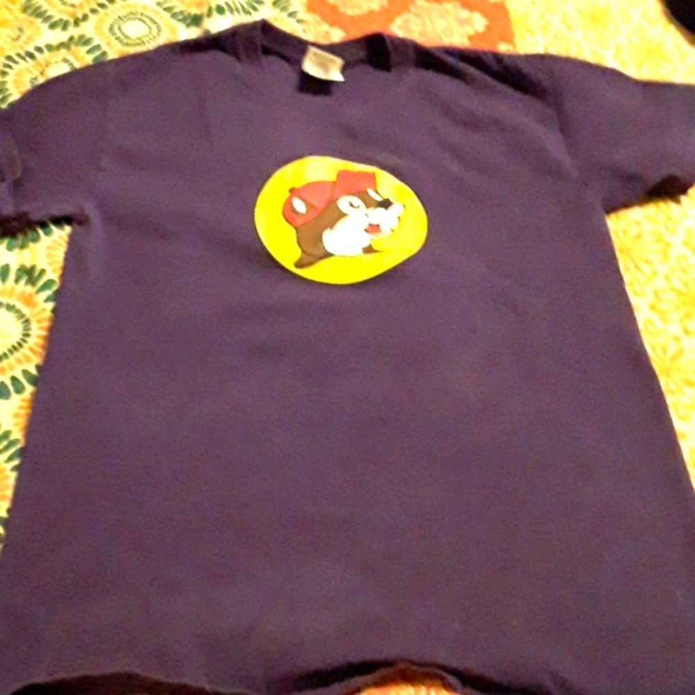 Women's/youths Buccees purple tee S
